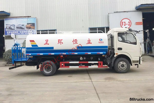 Dongfeng Duolika D6 150hp 4X2(6 wheels) Green Sprinkler Truck (Chengliwei Brand) Exterior (2) | 86Trucks