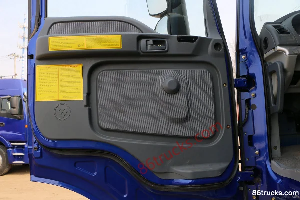 Foton Auman ETX 6 Series Heavy Truck 245hp 6X2(8 wheels) 9.53m Stake Cargo Truck (Beijing V) Cab (1) | 86Trucks