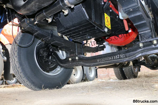Foton AumanETX 5 Series Heavy Truck 270 hp 4X2(6 wheels) Tractor Truck Chassis (3) | 86Trucks