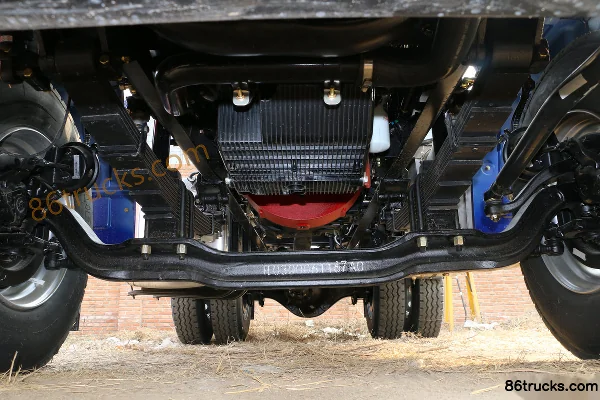 Foton AumanETX 5 Series Heavy Truck 270 hp 4X2(6 wheels) Tractor Truck Chassis (1) | 86Trucks