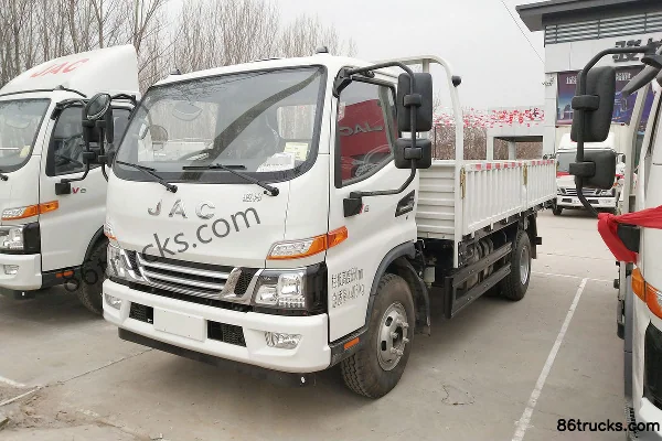 JAC Junling V6 141 ch 4X2(6 roues) camion léger plateau 4,18 m cabine simple Extérieur (3) | 86Trucks