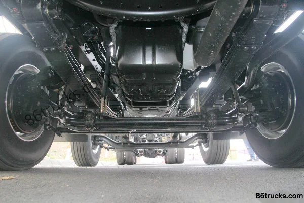 Hyundai Commercial Vehicle XCIENT Heavy Truck Lightweight 440hp 8X4(12 wheels) Cargo Truck Chassis (2) | 86Trucks