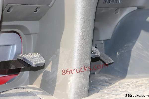 SHACMAN Commercial Vehicle Xuande X3L 440 ch 6X4(10 roues) tracteur routier LNG Cabine (3) | 86Trucks