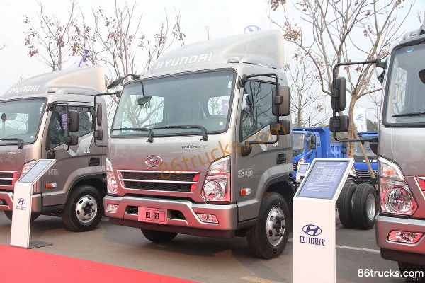 Hyundai Commercial Vehicle Shengtu H5 141hp 4X2(6 wheels) 4.12m Single Row Van Light Truck Exterior (3) | 86Trucks