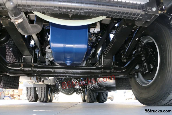 FAW Jiefang Qingdao HanV Heavy Truck 400 hp 6X4(10 wheels) Tractor Truck Chassis (2) | 86Trucks