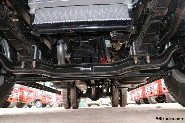 Foton Ollin CTX Tech Edition 156 hp 4X2(6 wheels) 5.8m Flatbed Light Truck Chassis (2) | 86Trucks