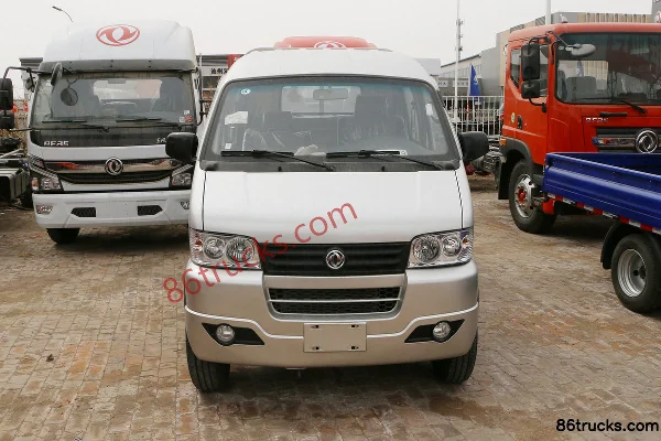 Dongfeng T3 (formerly Xiaobawang W) 110hp 4X2(6 wheels) Gasoline 2.5m Double Row Flatbed Mini Truck Exterior (2) | 86Trucks