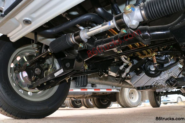 Foton Xiangling V1 1.5L 112 ch 4X2(6 roues) Gasoline 2.3m Double Row Flatbed Mini Truck Châssis (1) | 86Trucks