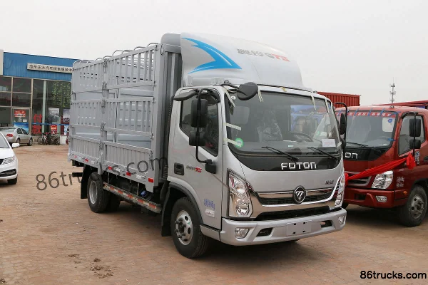 Foton Aoling CTS 156 hp 4X2(6 wheels) 4.17m Single Row Stake Light Truck (China VI) Exterior