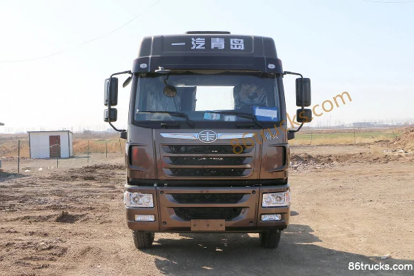FAW Jiefang Qingdao Long VH Medium Truck 220 hp 4X2(6 wheels) 6.75m Stake Truck Exterior (2) | 86Trucks