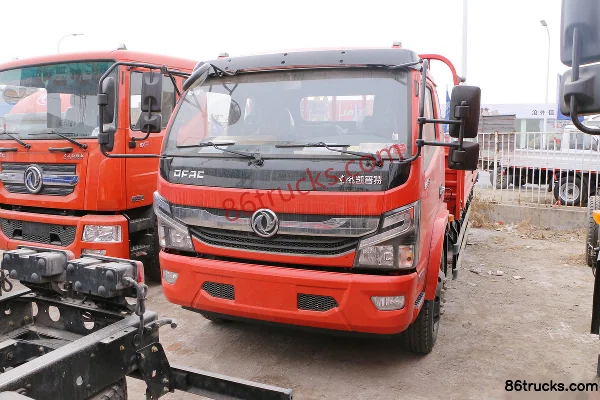 Dongfeng Captain K8 Zhiyue Edition 195 hp 4X2(6 wheels) 6.2m half-cab stake-side cargo truck (China VI) Exterior (2) | 86Trucks