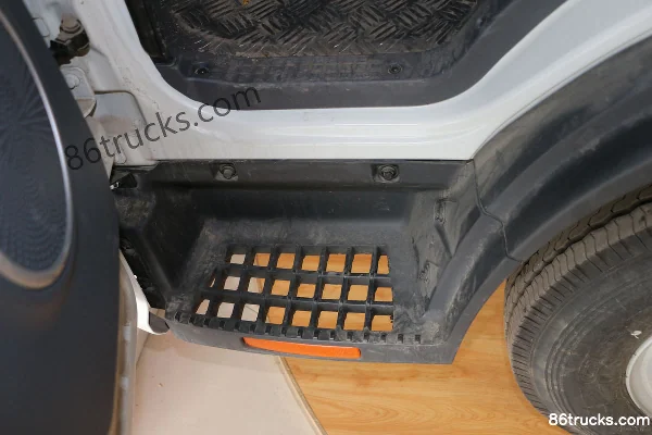 JAC Junling V3 127 ch 4X2(6 roues) 4,22 m camion plateau simple cabine léger (3) | 86Trucks