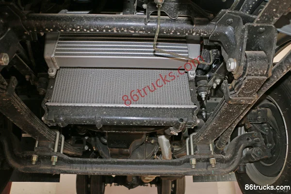 JAC Junling V3 127 ch 4X2(6 roues) 4,22 m camion plateau simple cabine léger Châssis (2) | 86Trucks