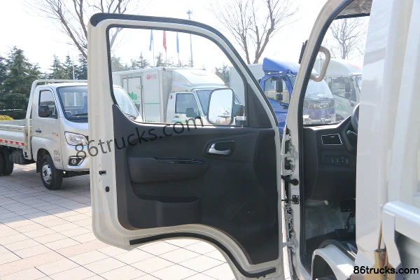 Foton Xiangling M1 1.2L 86 hp 4X2(6 wheels) Gasoline 3.05m single-row flatbed micro truck (single rear tire) Cab (1) | 86Trucks