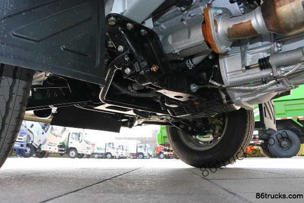 Foton Xiangling M1 1.2L 86 hp 4X2(6 wheels) Gasoline 3.05m single-row flatbed micro truck (single rear tire) Chassis (3) | 86Trucks