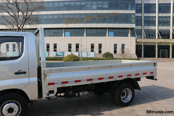 Foton Xiangling M2 1.5L 112hp 4X2(6 wheels) Gasoline 3.3m Single Row Flatbed Micro Truck Body (1) | 86Trucks