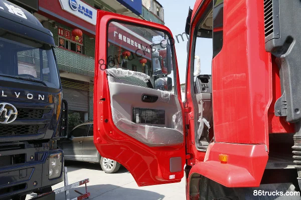 SAIC Hongyan Jiebao Heavy Truck 280 hp 4X2(6 wheels) Tractor Truck Cab (2) | 86Trucks