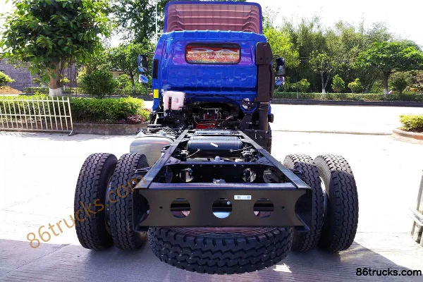 JAC Junling V6 143 hp 4X2(6 wheels) 4.18m single-row light truck chassis Exterior (3) | 86Trucks