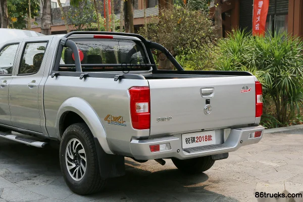 Zhengzhou Nissan New Ruigi Dream Edition Basic 2.4L Gasoline 158 hp 2WD Double Cab Pickup (China VI) Official Photos (1) | 86Trucks