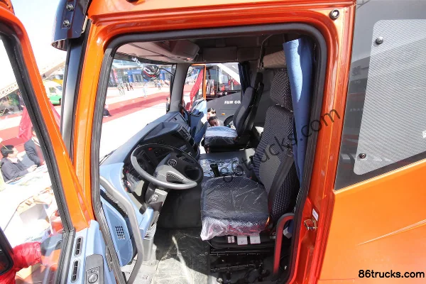 FAW Jiefang J6P Classic Edition 420 hp 4X2(6 wheels) AMT Automatic Tractor Truck Cab (3) | 86Trucks