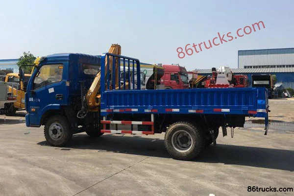Yuejin Yuejin X500 102hp 4X2(6 wheels) 3.44m Truck-Mounted Crane Exterior (3) | 86Trucks