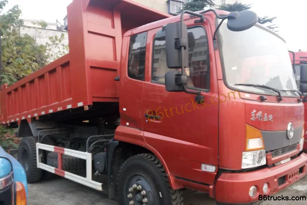 Dongfeng (Original Special Chassis) Jiayun 160 hp 4X2(6 wheels) 4.2m Dump Truck Exterior