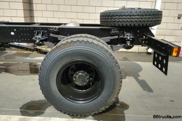 Dongfeng (Original Special Chassis) Jiayun 160 hp 4X2(6 wheels) 4.2m Dump Truck Cab (3) | 86Trucks