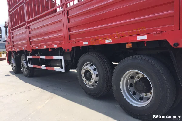 Sanhuan Shitong Haolong 280hp 8X2(10 wheels) 9.6m Stake Cargo Truck Cab (1) | 86Trucks