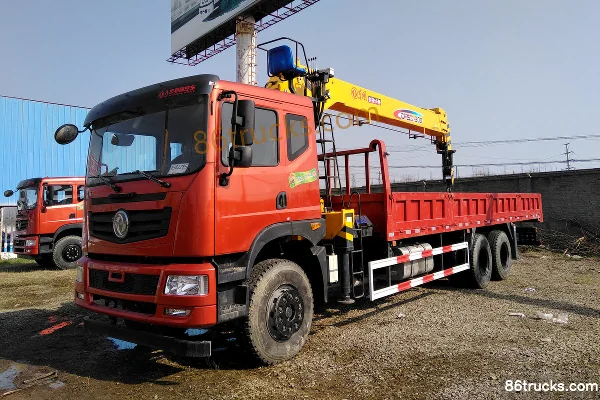 Dongfeng 240 ch 6X4(10 roues) camion grue (marque Chengliwei) Extérieur (3) | 86Trucks