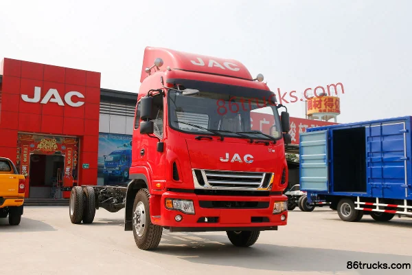 JAC Junling V9L 170hp 4X2(6 wheels) 6.8m semi-sleeper van cargo truck Exterior