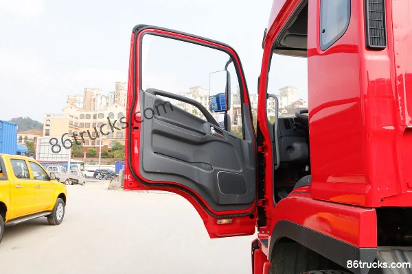 JAC Junling V9L 170hp 4X2(6 wheels) 6.8m semi-sleeper van cargo truck Cab (2) | 86Trucks