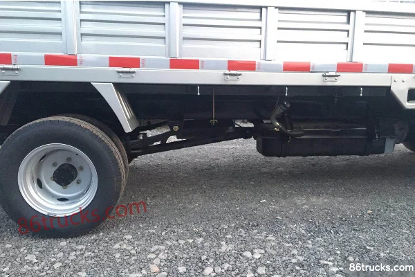 Jinbei Western Cowboy 1.5L 102 hp 4X2(6 wheels) Gasoline 3.45m Single-row Flatbed Mini Truck Chassis (3) | 86Trucks