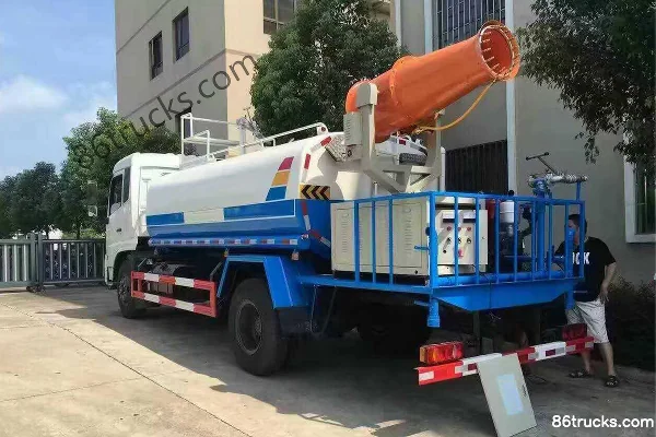 Dongfeng Commercial Vehicle Tianjin 180hp 4X2(6 wheels) Multi-function Dust Suppression Truck (Chengliwei Brand) Exterior (3) | 86Trucks