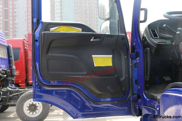 Foton Auman New ETX 6 Series Heavy Truck 270hp 6X2(8 wheels) 7.8m Stake Truck (459 Rear Axle) Cab (1) | 86Trucks