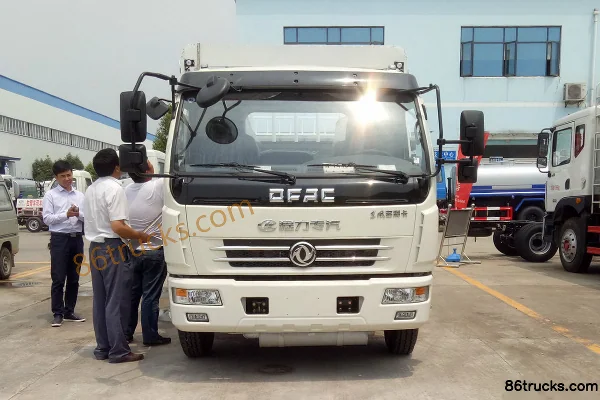 Dongfeng Dongfeng D7 Light Truck Explosives Transport Truck
