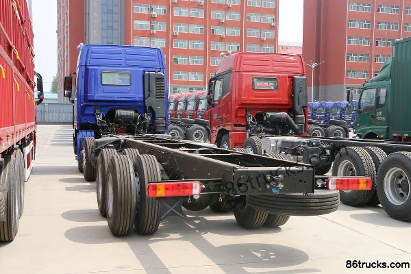 Foton Auman GTL 6 Series Heavy Truck Super Power Edition Mountain Type 350hp 8X4(12 wheels) 9.5m Flatbed Cargo Truck Exterior (3) | 86Trucks