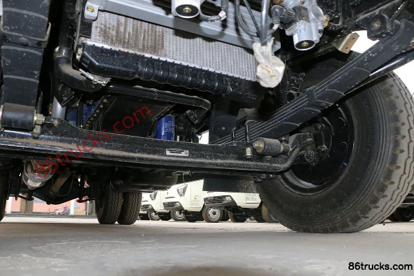 Feidi V2 Series 95 hp 4X2(6 wheels) 3.85m semi-row stake truck Chassis (3) | 86Trucks