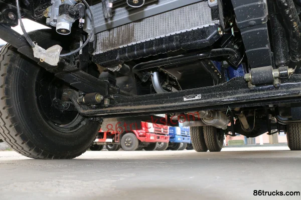Feidi V2 Series 95 hp 4X2(6 wheels) 3.85m semi-row stake truck Chassis (1) | 86Trucks