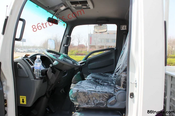 Kama Kaijie M1 110hp 4X2(6 wheels) 3.6m single-row flatbed light truck Cab (1) | 86Trucks