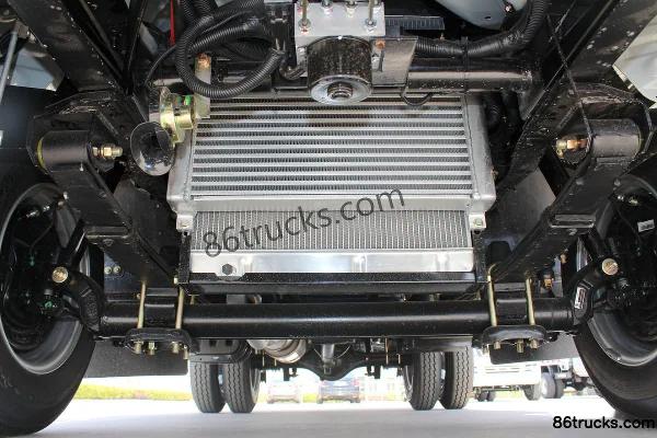 Kama Kaijie M1 110hp 4X2(6 wheels) 3.6m single-row flatbed light truck Chassis (1) | 86Trucks