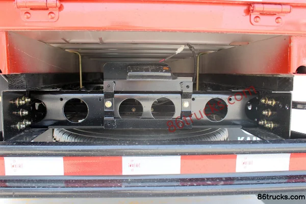 Kama Kaijie 143hp 4X2(6 wheels) 4.63m single-row flatbed light truck Body (2) | 86Trucks