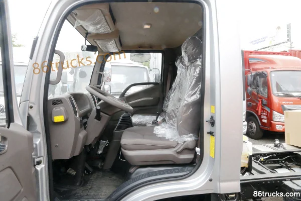 Foton Aumark S1 Series Zhiying Edition 131hp 4X2(6 wheels) 4.14m single-row van light truck Cab (2) | 86Trucks