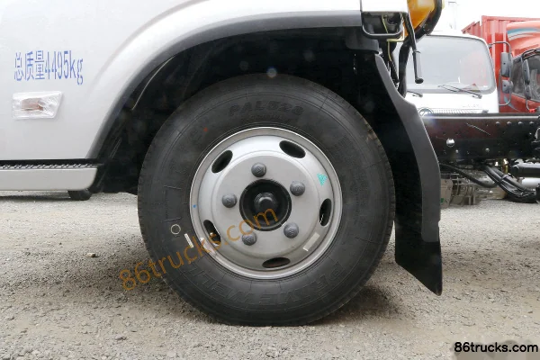 Foton Aumark S1 Series Zhiying Edition 131hp 4X2(6 wheels) 4.14m single-row van light truck Chassis (3) | 86Trucks