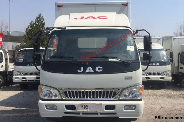JAC Kangling 33 Wide Body 156 hp 4X2(6 wheels) 4.15m Single Row Van Light Truck Exterior (2) | 86Trucks