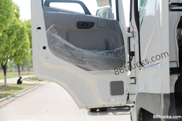 Union Truck E370 camion lourd 370 ch 6X4(10 roues) tracteur routier LNG Cabine (3) | 86Trucks