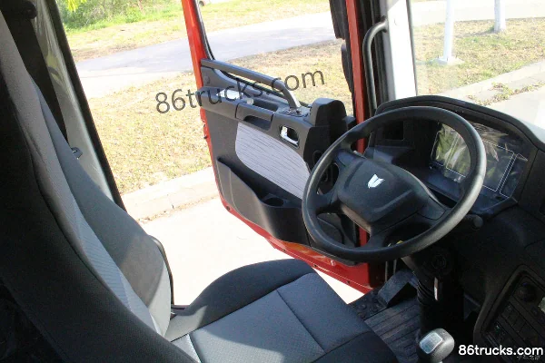 Union Truck U430 430 hp 8X4(12 wheels) 8m dump truck Cab (2) | 86Trucks