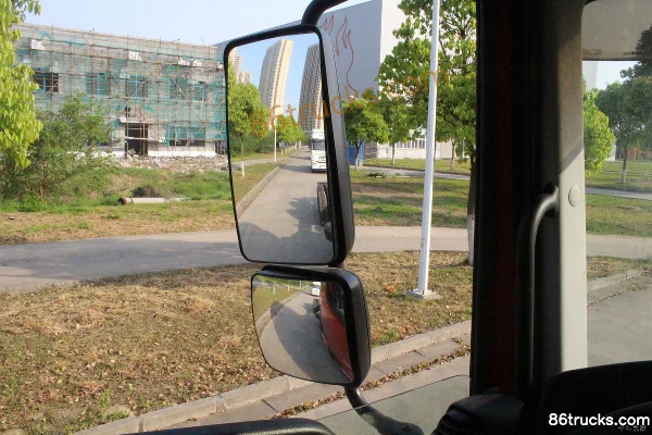 Union Truck U430 430 hp 8X4(12 wheels) 8m dump truck Cab (1) | 86Trucks