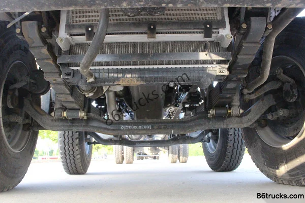 Union Truck E270 Heavy Truck 270hp 6X2(8 wheels) 9.6m Flatbed Cargo Truck Chassis (1) | 86Trucks