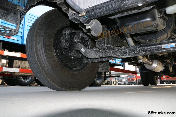 Dongfeng Commercial Vehicle Tianjin 160hp 4X2(6 wheels) Trainer Truck Chassis (1) | 86Trucks