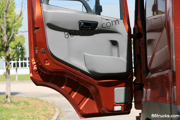 Union Truck U430 heavy truck 430hp 6X4(10 wheels) tractor truck (3.083 ratio) Cab (3) | 86Trucks